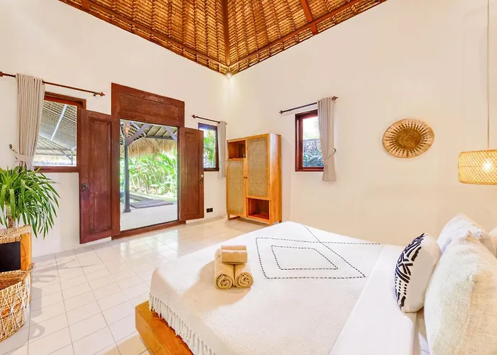 Villa Toscana - 7 Bdr Luxury With Private Pool Seminyak (Bali)