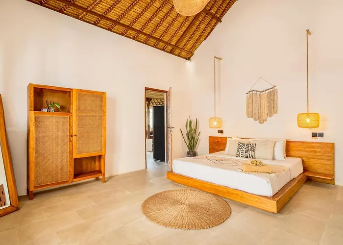 Villa Toscana - 7 Bdr Luxury With Private Pool Seminyak (Bali)
